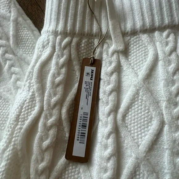 NWT SKIMS Cable Knit Pants Ivory Size Medium - Picture 8 of 9